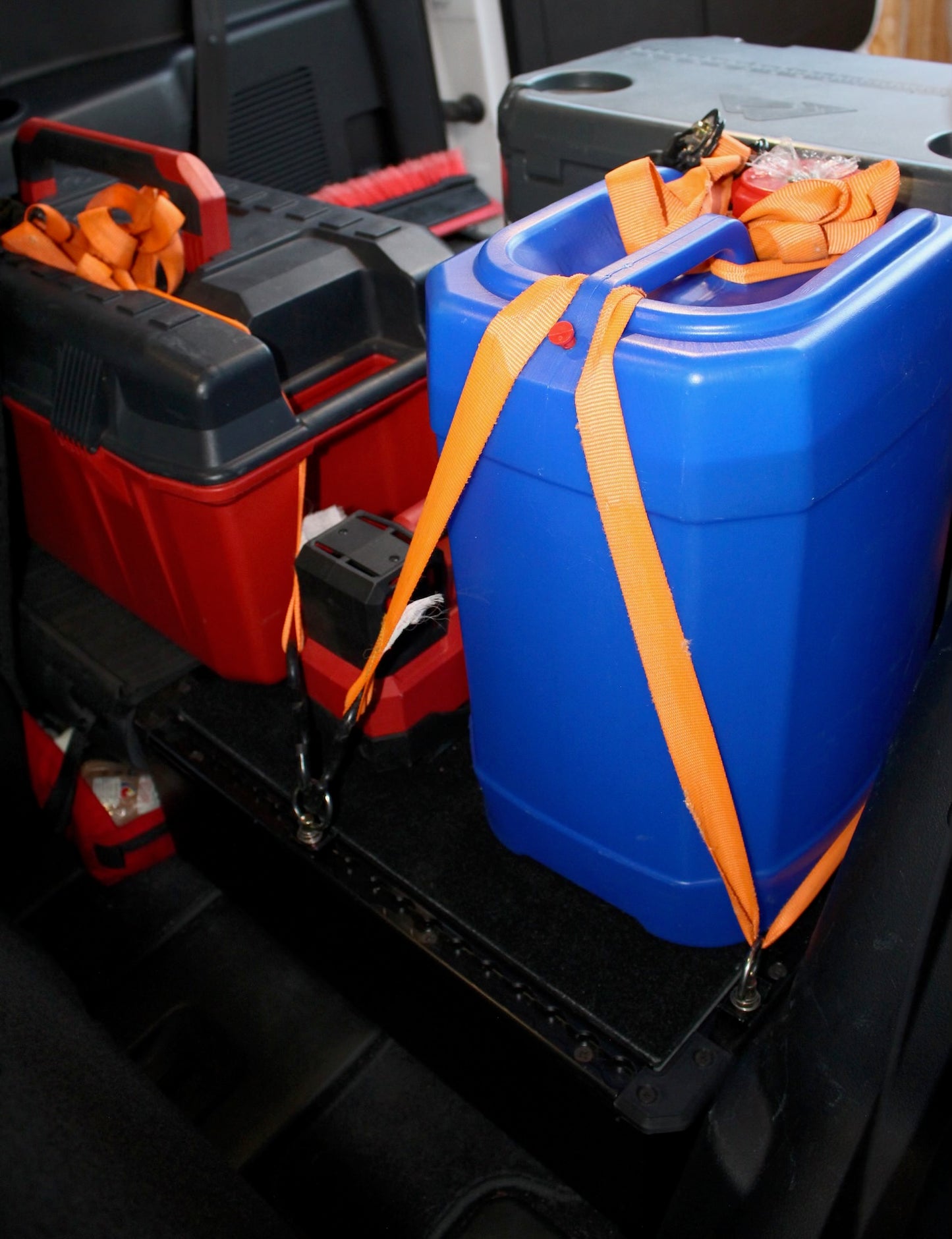 backPAC Cargo Cache, GX460; Left-side