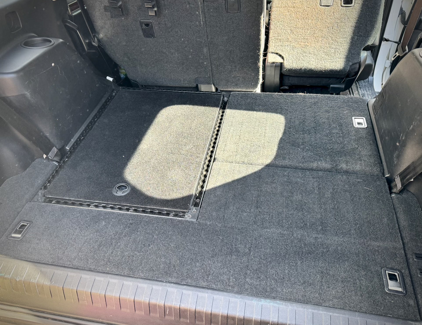 backPAC Cargo Cache, GX460; Left-side